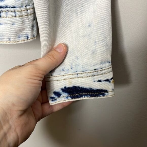ChiQle Denim Small Distressed White Wash Multicolor Southwestern Jean Jacket - Picture 10 of 14